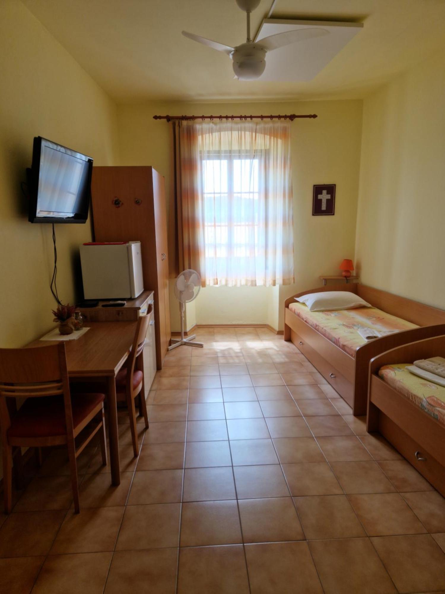Apartma In Soba Vipavski Kriz Ajdovščina Zimmer foto